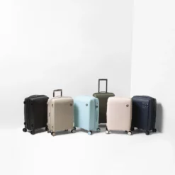 IT Luggage Spontaneous - Cabin (Black) -IT Luggage Sales Shop 2 1