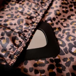 IT Luggage Glitzy - Vanity Case (Metallic Rose Gold) -IT Luggage Sales Shop 2 ed167f4e 1515 4a84 ae3f 4479a481b644