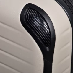 IT Luggage Lineal - Cabin (Oyster) -IT Luggage Sales Shop 61328 US16 2631 08OystergrayS821SSProtecorcorner b5b55eb6 b812 44a1 957c 35b3e7122383