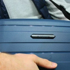 IT Luggage Momentous - Vanity Case (Tibetan Lan) -IT Luggage Sales Shop 9 f8c7a61f c666 4c09 bb7d 3b8a1d9d334c