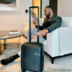 IT Luggage Valiant - 4pc Set (Black) -IT Luggage Sales Shop sammyvagabond 1 7f4c463d f3bb 4295 835a 4baa9da8393b